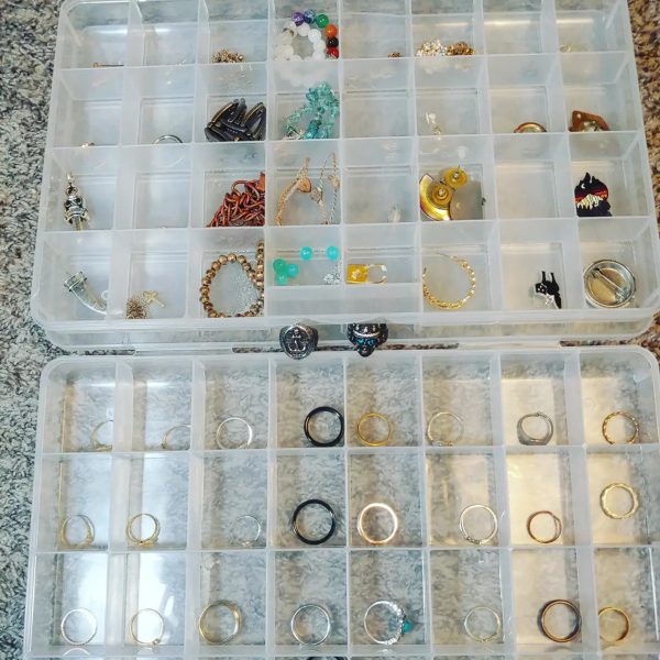 Beach Metal Detecting Tips. – How I Found 34 Rings in One Month
