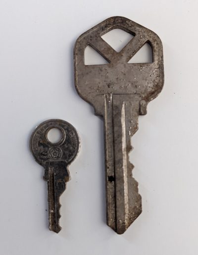 Adorable small key found.